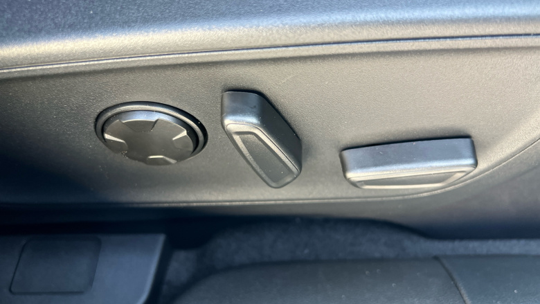 Ford Kuga 2.5 FHEV ST-Line 5dr CVT Hybrid Estate